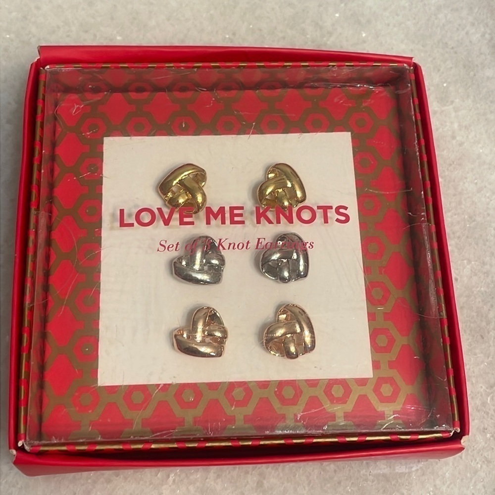 Love me knots hypoallergenic earrings set New - Picture 7 of 7